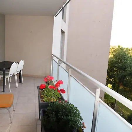 Proche Montpellier, T3, 2 Chambres, Parking, Tram