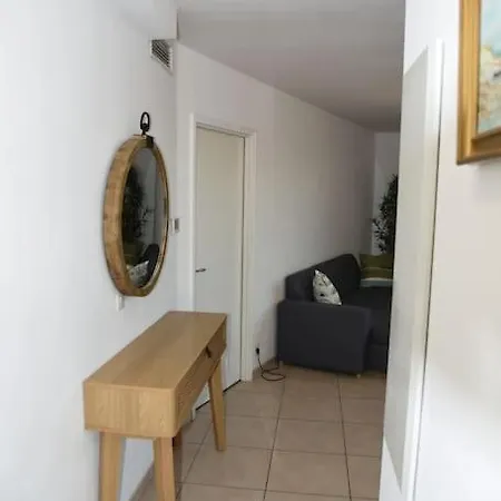 Proche Montpellier, T3, 2 Chambres, Parking, Tram