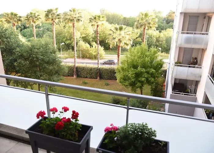 Proche Montpellier, T3, 2 Chambres, Parking, Tram Апартаменты Кастельно-ле-Лез