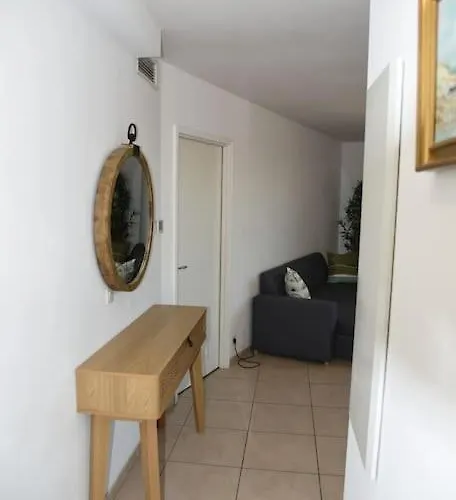 Proche Montpellier, T3, 2 Chambres, Parking, Tram